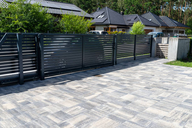 Best Driveway Paving Contractor  in Cosmopolis, WA